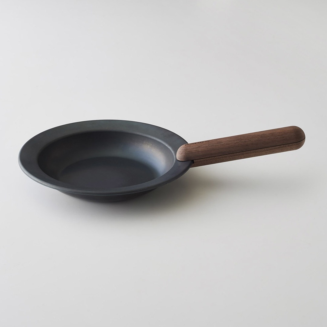 ��FRYING PAN JIU�� M �����Τ�