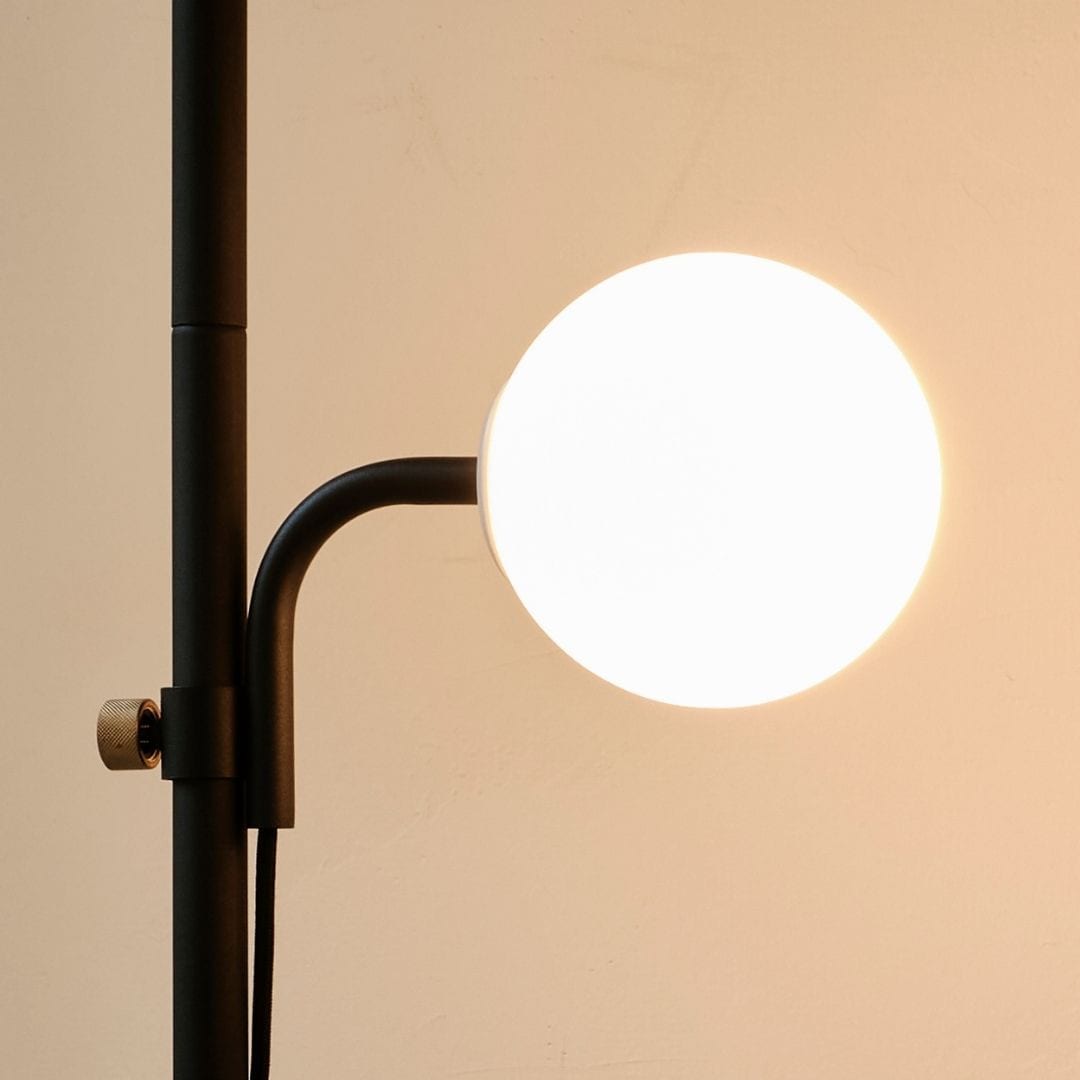 DRAW A LINE024 Ball Lamp