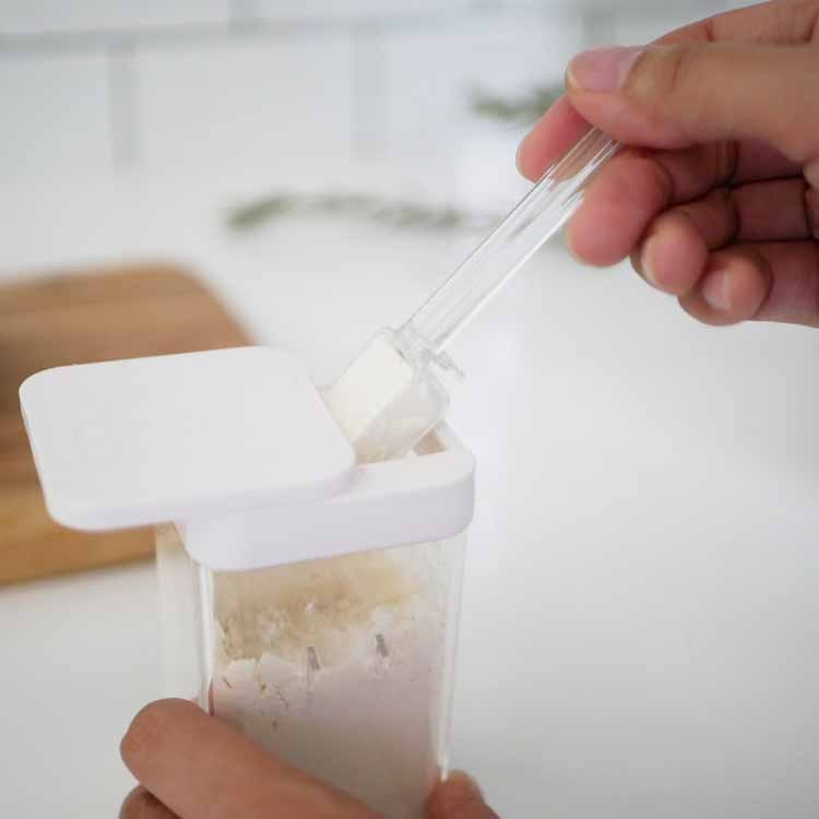 tower】小麦粉＆スパイスボトル ホワイト｜キッチン用品,保存