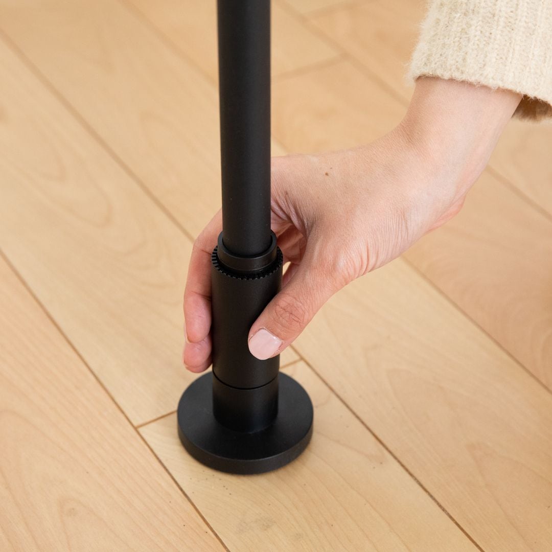 ��DRAW A LINE�� 003 Tension Rod C �֥�å�