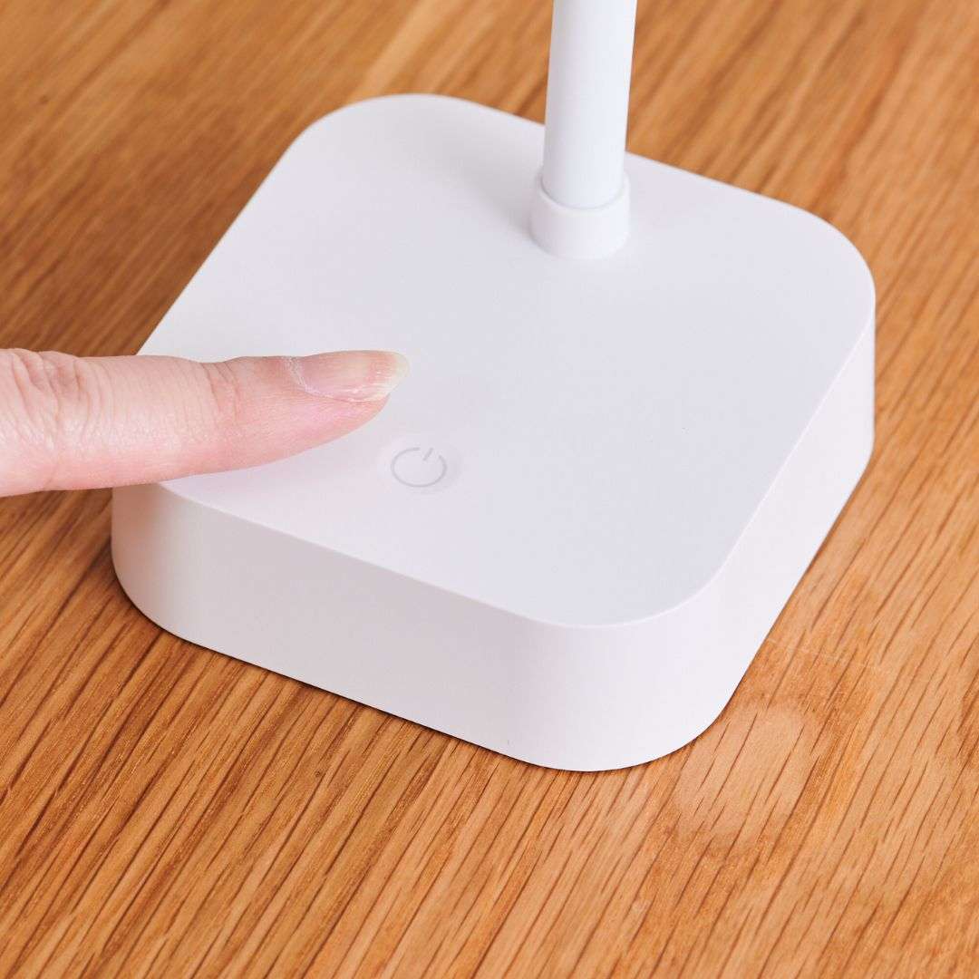 ��utlim�� �����LED�ǥ����饤��USB���ż�