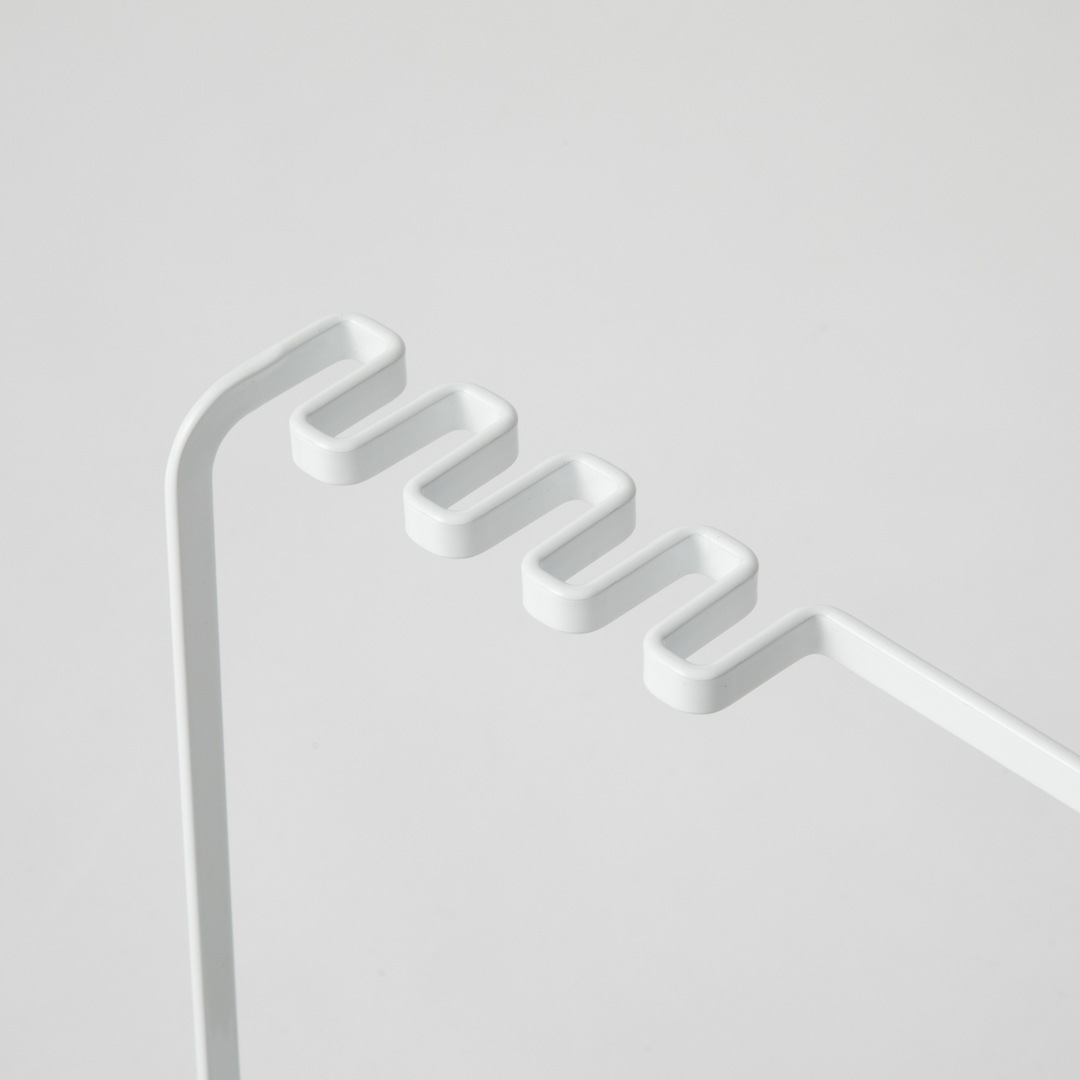 ���ݥ󥸡����꡼�˥󥰥ġ��륹����� ��� �ۥ磻��