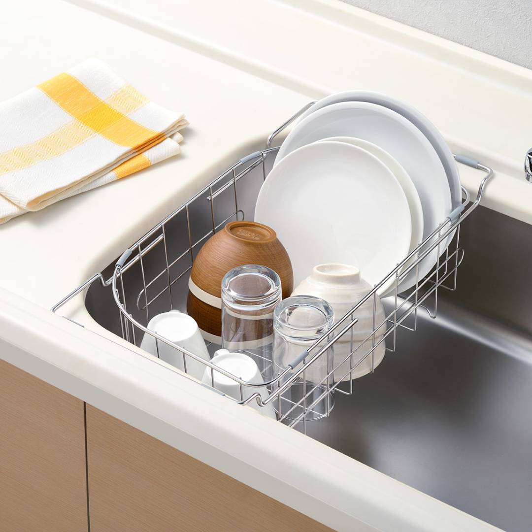 キッチン収納　水切りラック　3段式　スペースの有効活用 Amazon｜水切りラック 突っ張り 水切りかご スリム 2段 3段 高さ