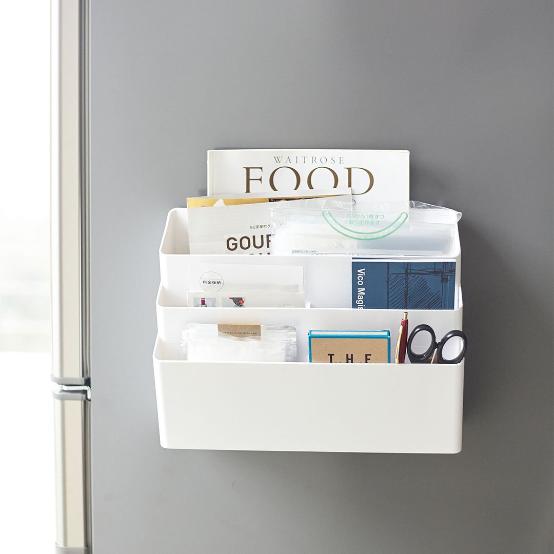 ��¢�˲��ޥ��ͥåȼ�Ǽ�ݥ��å� 3�� ��� �ۥ磻��