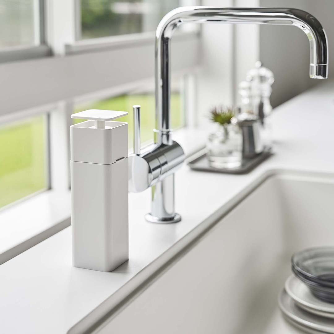 ��tower���Ҽ�ǽФ���ǥ����ڥ󥵡� �ۥ磻��