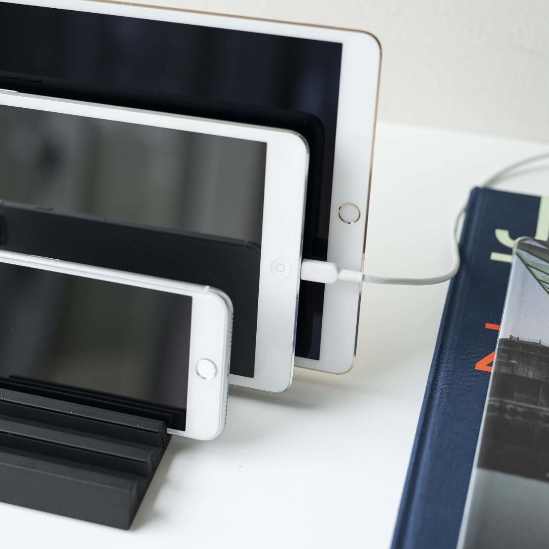 tower】 タブレットスタンド ブラック｜リビング用品,収納｜kurasso