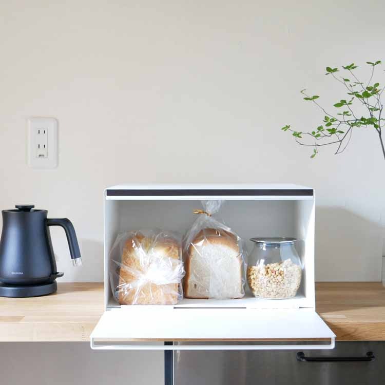 ブレッドケース タワー／ホワイト｜キッチン用品｜kurasso（クラッソ）