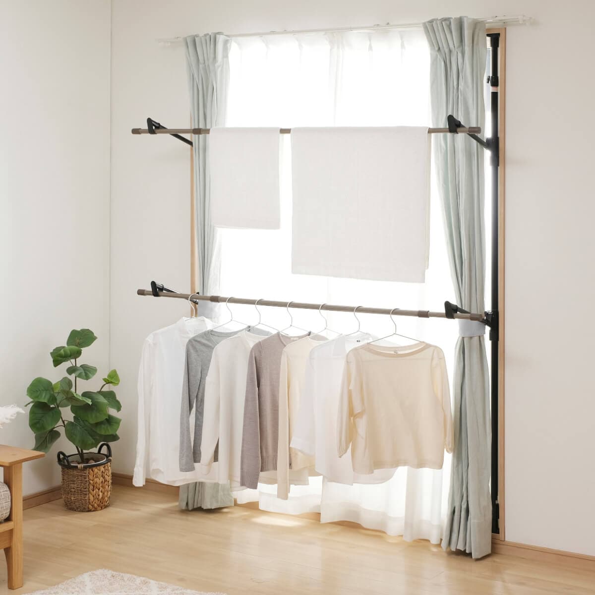 木目調窓枠物干し ～4人分 高さ最大260cm｜SIMPLE STYLE (シンプル 