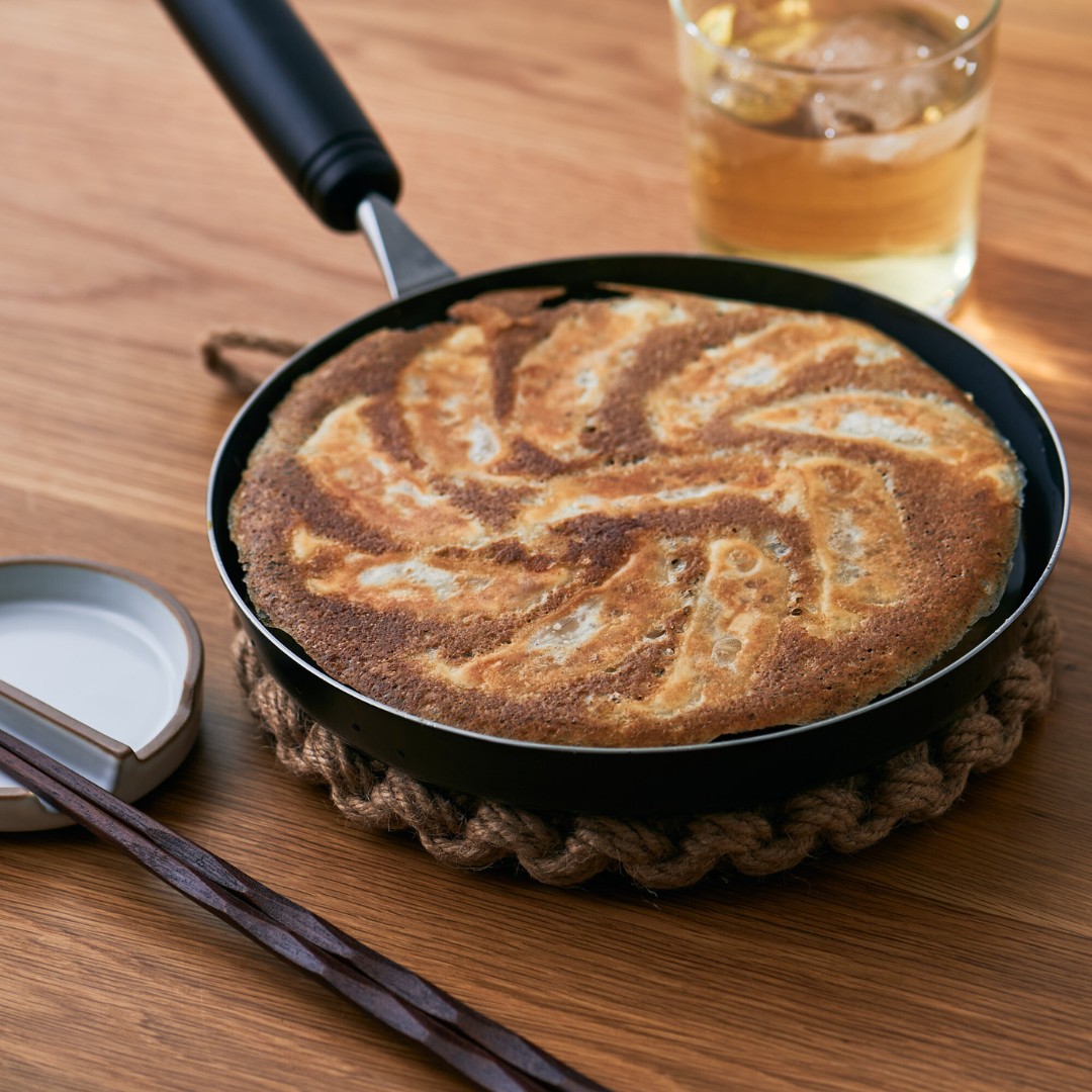 bws SELECTION】 目玉焼きがおいしく焼ける鉄フライパン 蓋付