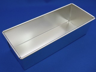 ブリキパウンド 中