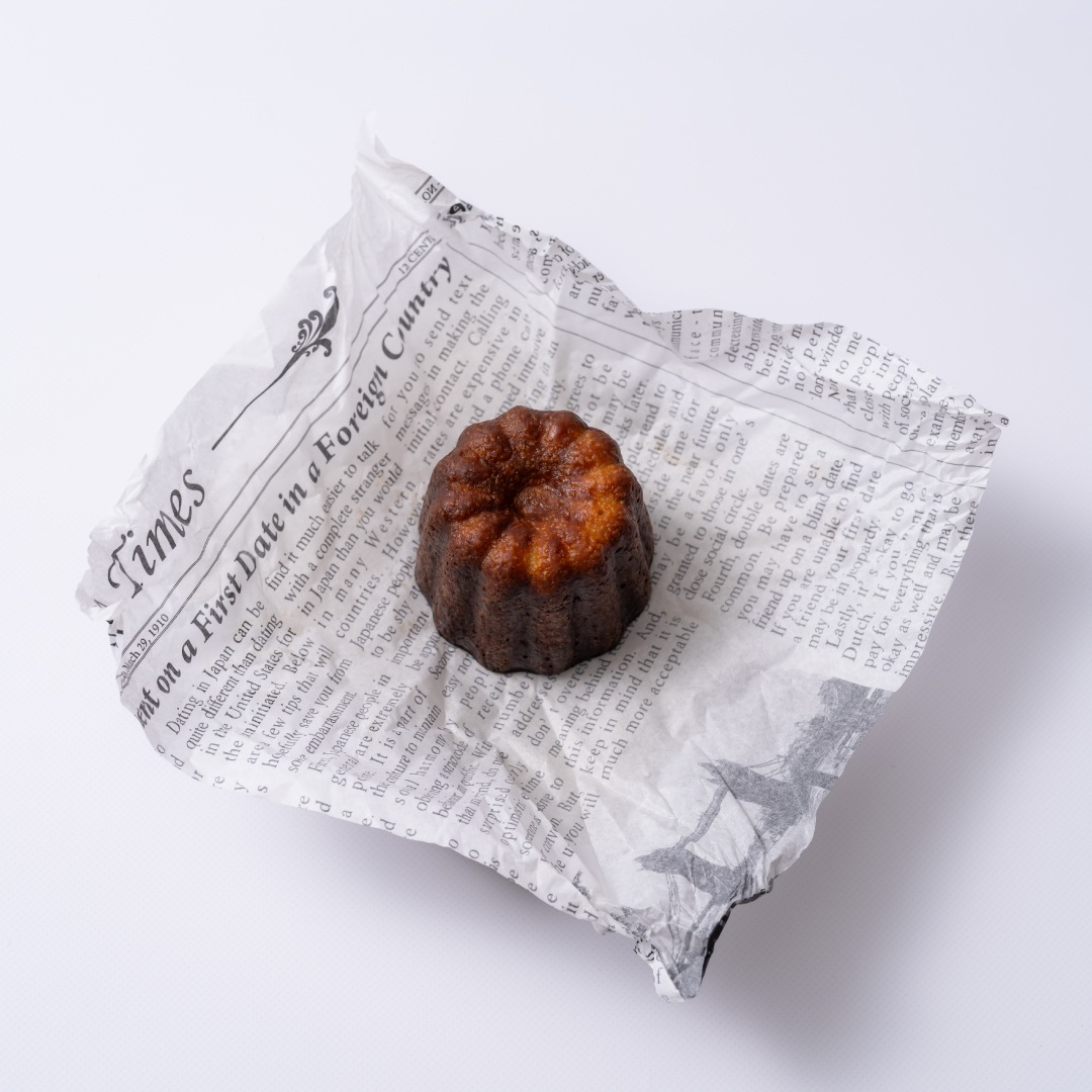 シンレス・アフタヌーンティーボックス（クグロフブラウニー/カヌレ×2/紅茶）