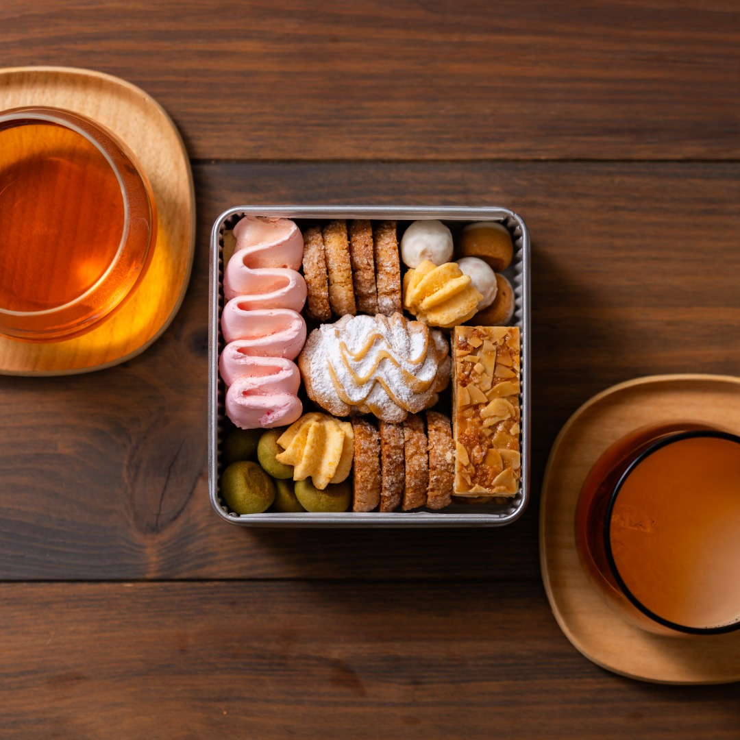 季節のクッキー缶　『 春 』