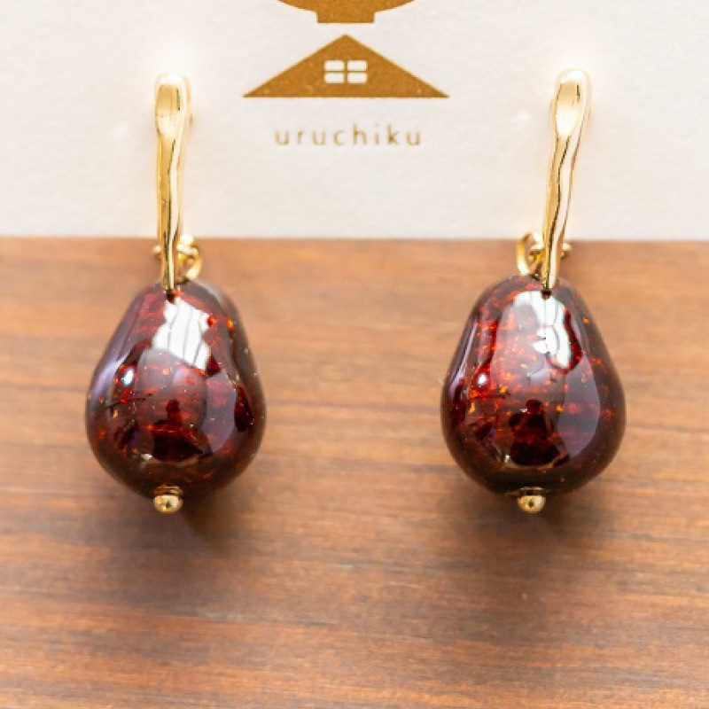 雫／漆イヤリング