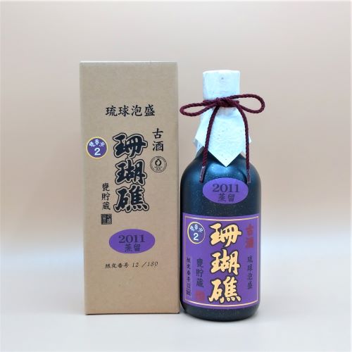 山川酒造　20年古酒　珊瑚礁　43度　一升瓶 山川酒造 20年古酒 珊瑚礁 43度 一升瓶