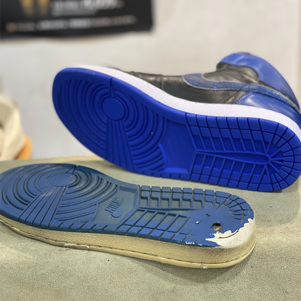 NIKE AIR JORDAN 1（エアジョーダンワン）ソール交換