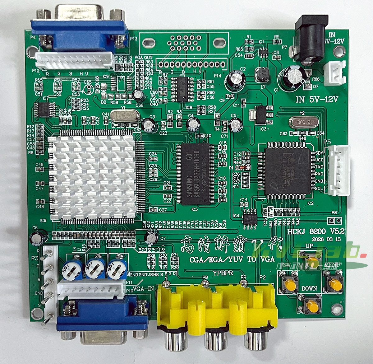 �ڿ��ʡ� ���åץ�����󥳥�С����� CKJ-GBS-8200(����1����) 15KHz to VGA