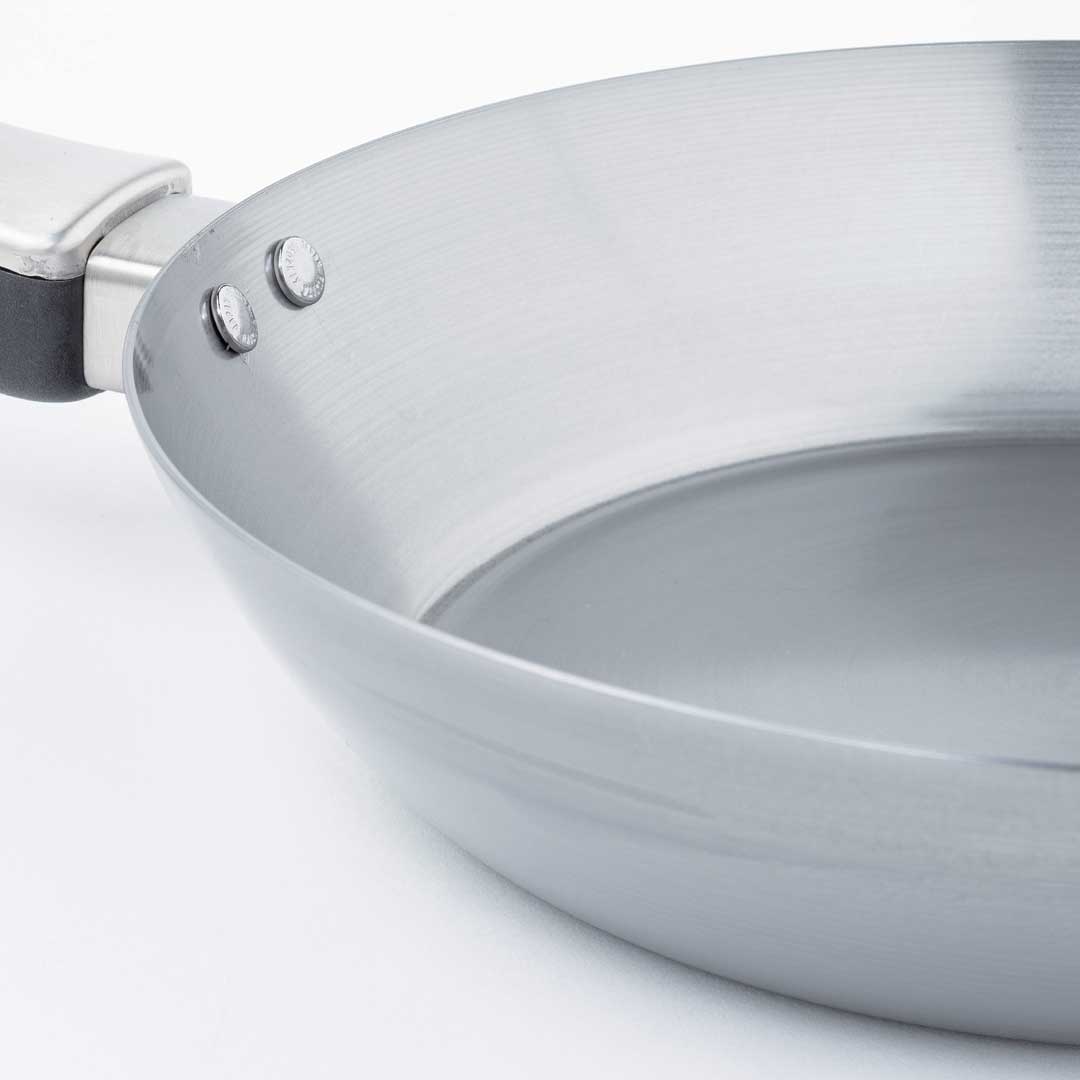 藤田金属×近畿大学 鉄フライパン『F.』２６ｃｍ