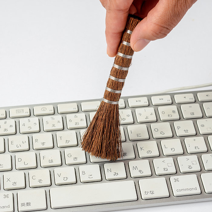 【高田耕造商店】棕櫚のすみっこブラシ