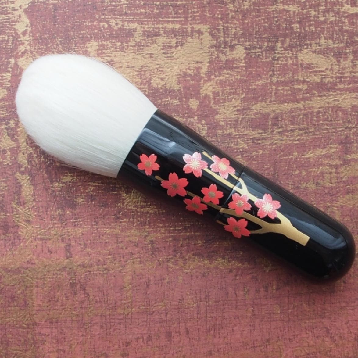 CHIKUHODO フェイスブラシ 蒔絵桜柄