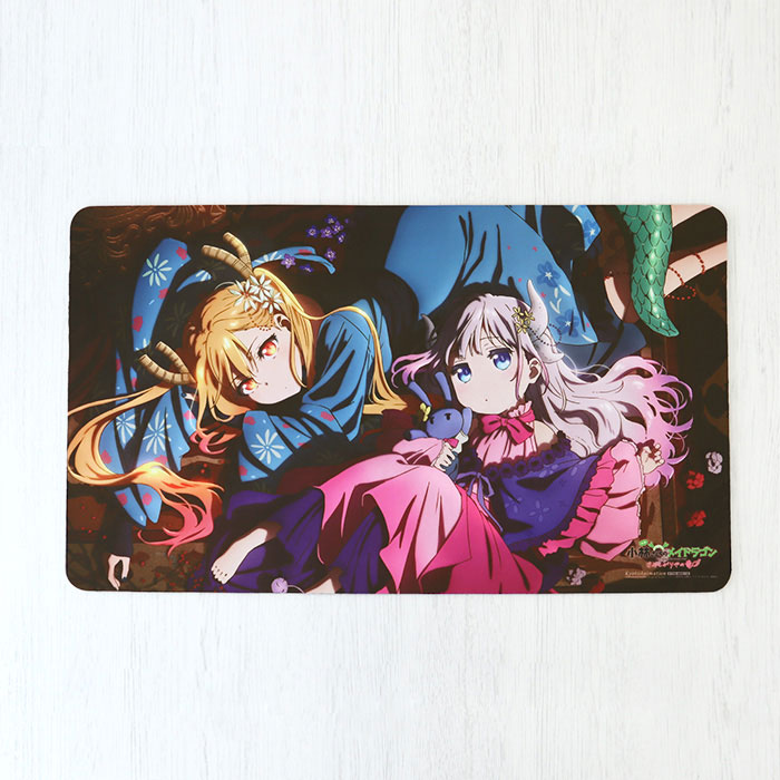 小林さんちのメイドラゴンS 寝そべり スペシャルぬいぐるみ“トール” | オンラインクレーンゲーム「GiGO ONLINE CRANE」 プライベートスクール 小林さんちのメイドラゴン トール プレイマット マウスパット アニメ 滑り止め カードゲームプレイマット プレ