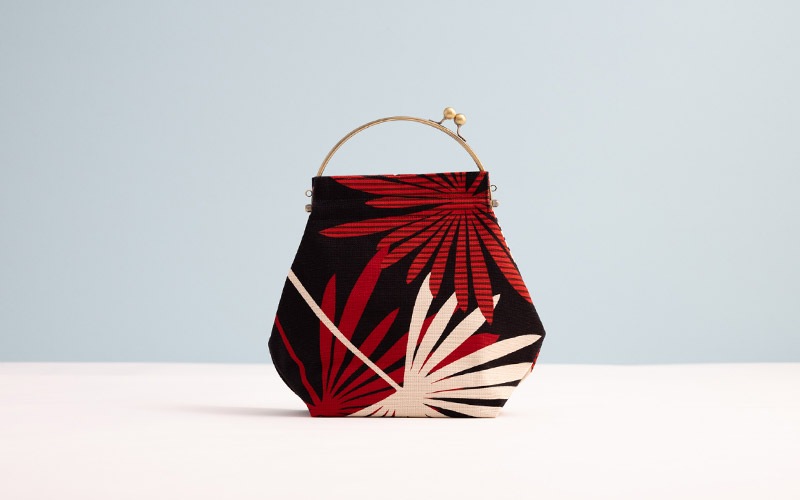 ベンリーがま口【大】「しゅろくろあか」