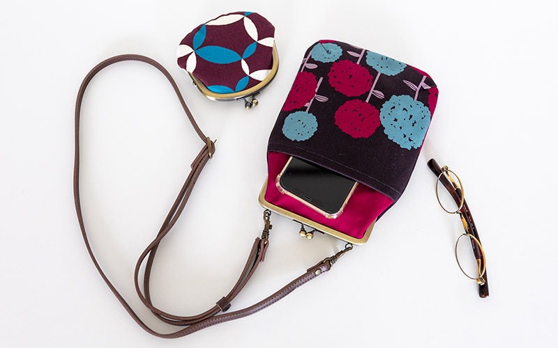 4寸縦型ポシェットがま口「こでまり」