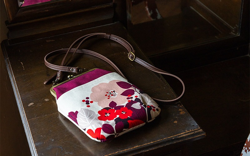 4寸縦型ポシェットがま口「はなもゆ」