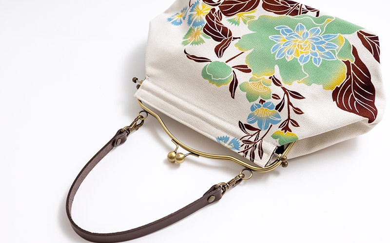 横長ベンリーがま口「てまりばな」