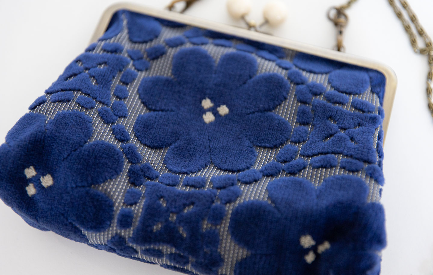 FUDGEコラボ 6寸ポシェットがま口 「モケットはなのわ」