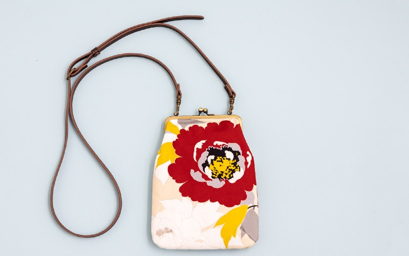 4寸縦型ポシェットがま口「ぼたぼたん」