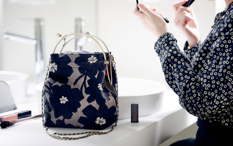 ベンリーがま口「モケットマーガレット」｜亥之吉 by 京美染色株式会社