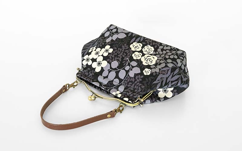 横長ベンリーがま口「かだん」