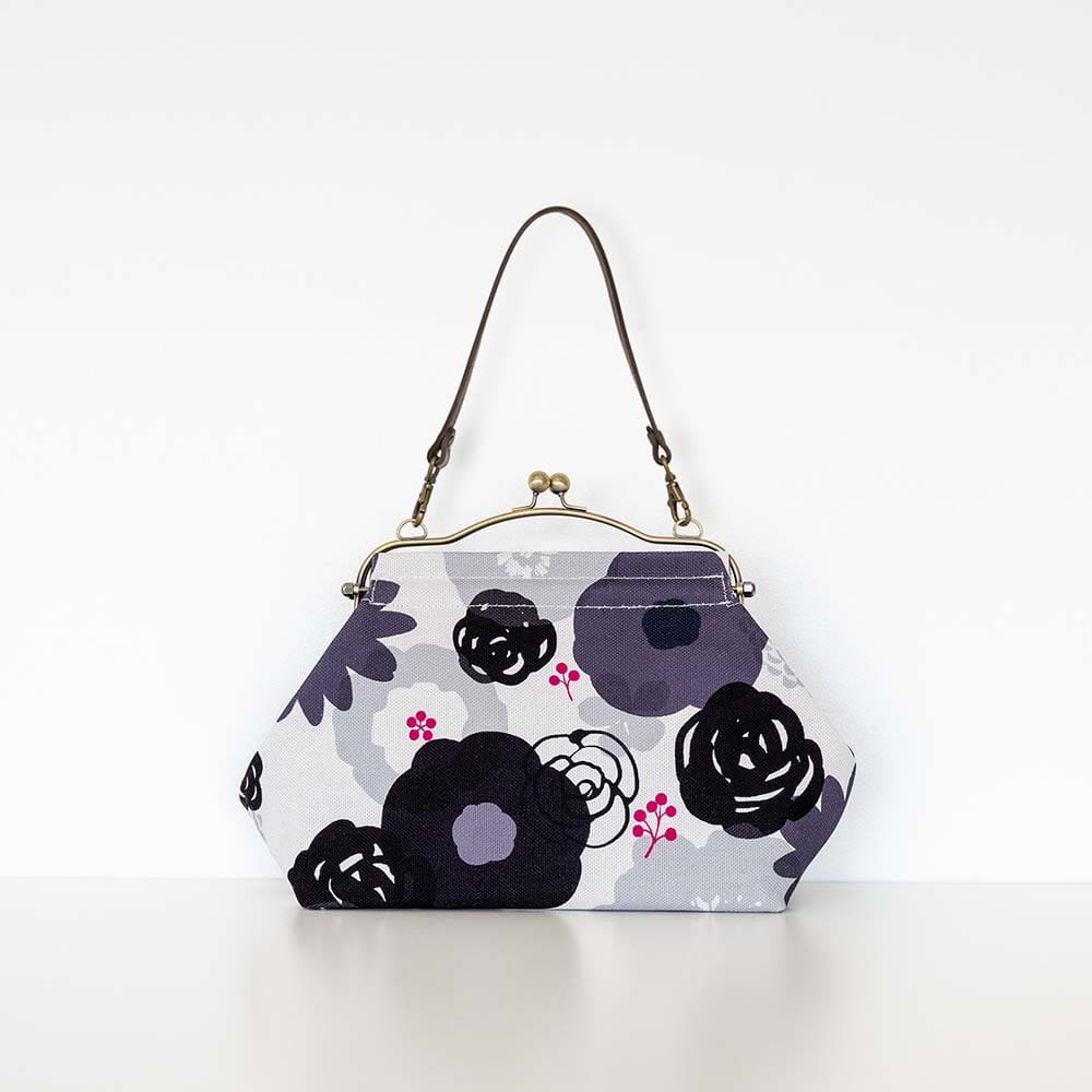 横長ベンリーがま口「はなかさね」