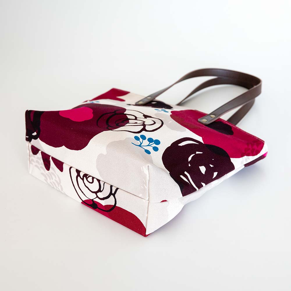 中トートバッグ「はなかさね」