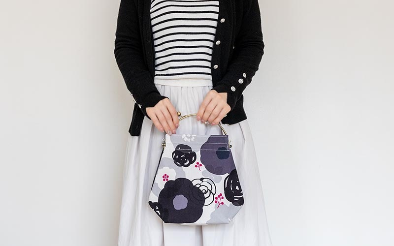 ベンリーがま口【大】「はなかさね」