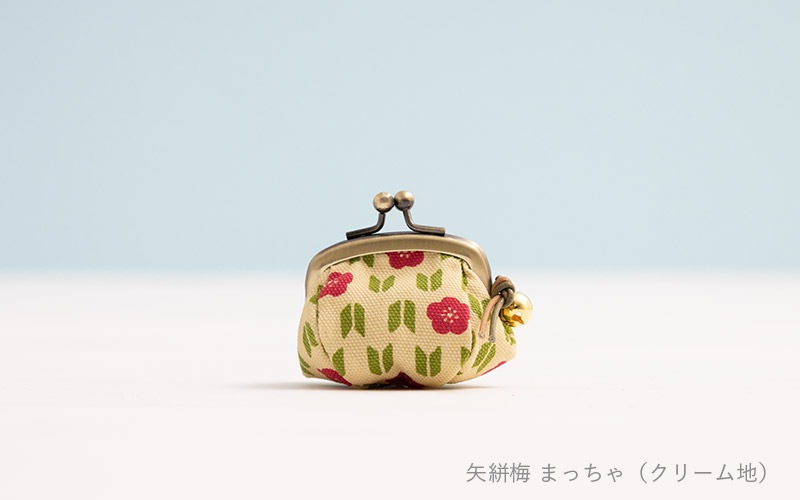 1.7寸ころりんがま口鈴付 矢絣梅