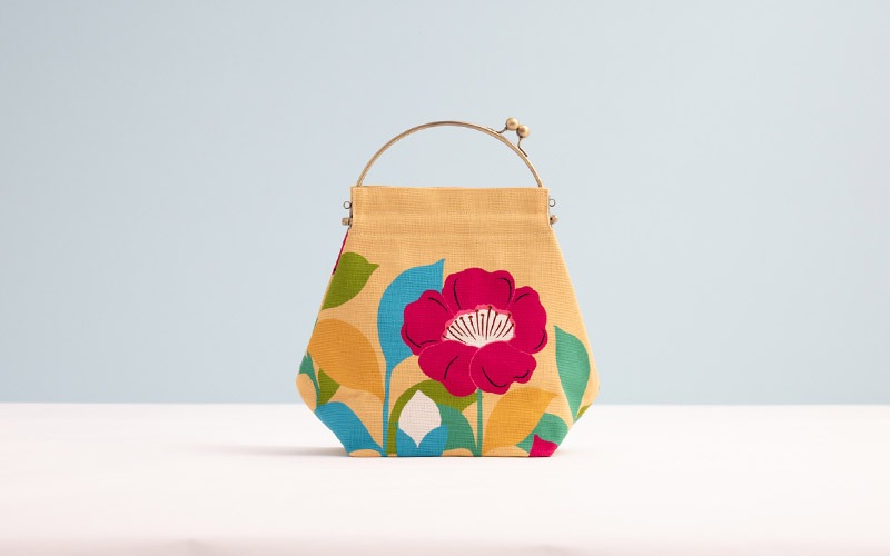 ベンリーがま口【大】「べにつばき」