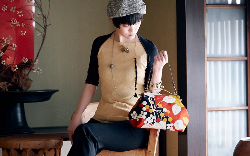 横長ベンリーがま口「やまのみ あかちゃ」