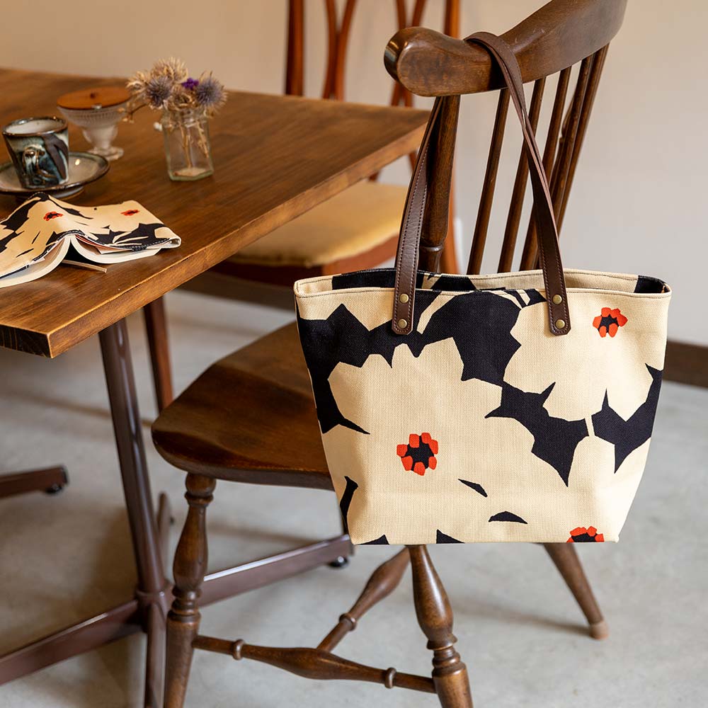 中トートバッグ「マーガレット」