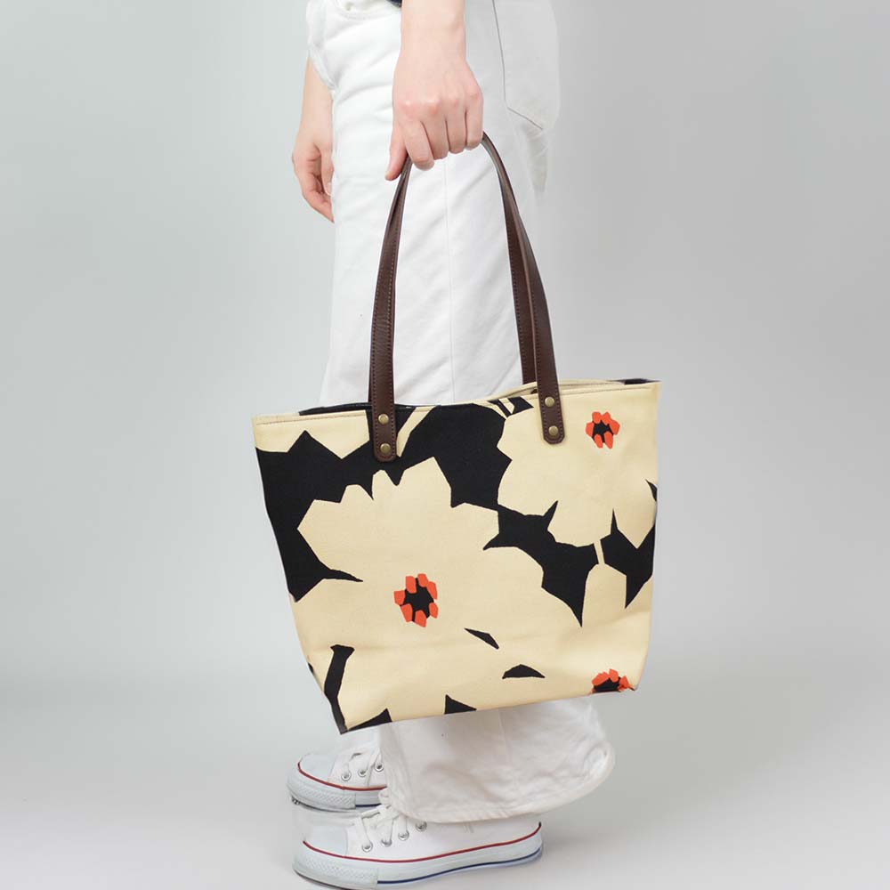 中トートバッグ「マーガレット」