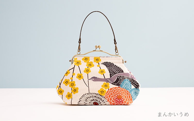 横長ベンリーがま口「まんかいうめ」