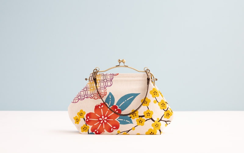 横長ベンリーがま口「まんかいうめ」