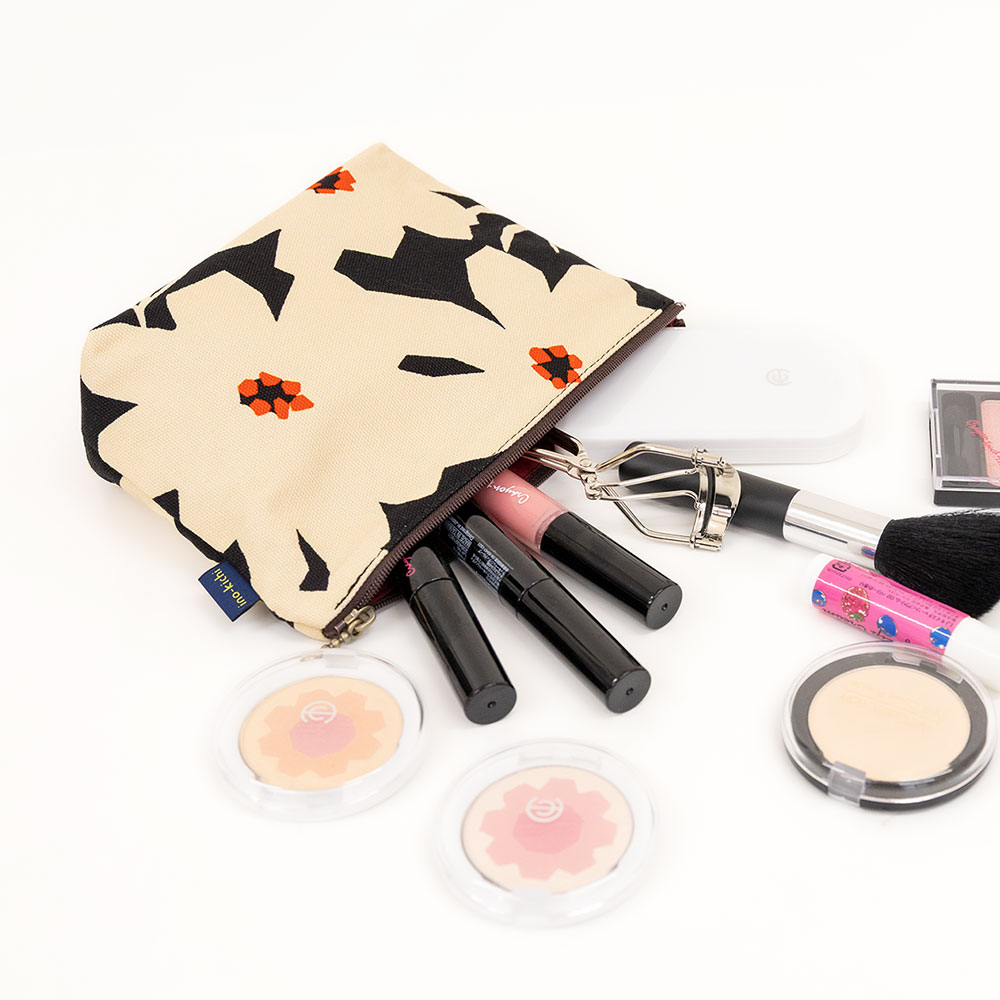 ファスナーポーチ「マーガレット くろ」