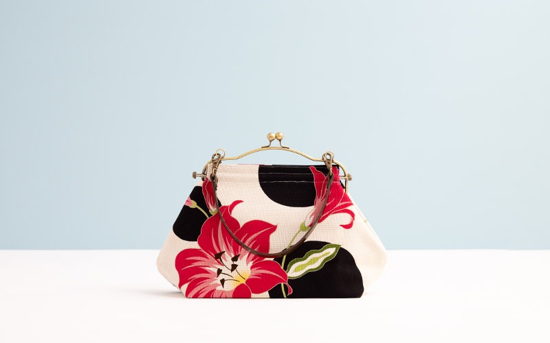 横長ベンリーがま口「ゆり ピンク」