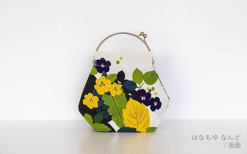 ベンリーがま口【大】「はなもゆ」｜亥之吉 by 京美染色株式会社