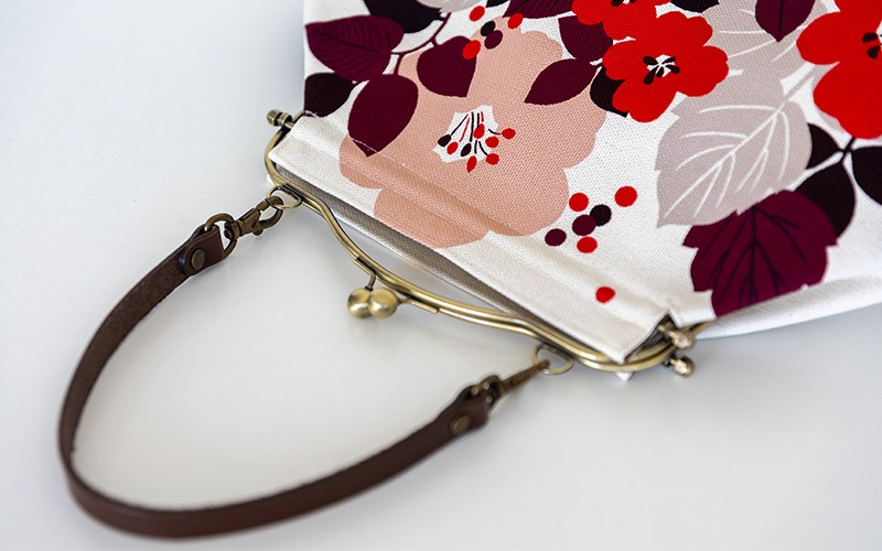 横長ベンリーがま口「はなもゆ」