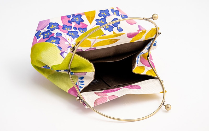 ベンリーがま口【大】「かぜこばな」｜亥之吉 by 京美染色株式会社