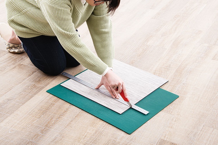 モダンタイルカーペット「Viela（ビエラ）」吸着シートタイプ450mm角