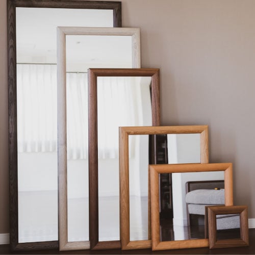 SOL（ソル）51×51cm ウォールナット <br>姿見 壁掛けミラー 正方形  飛散防止 国産 日本製