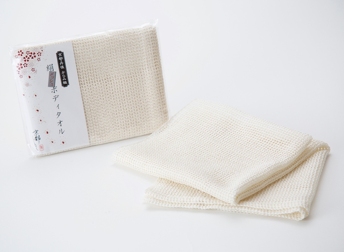 天然生成　絹メッシュボディタオル